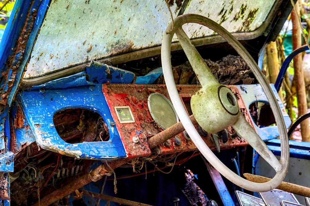 HDR Auto Skulpturen Park museum Neandertal oldtimer urbex decay abandoned derelict abandonne Michael Fröhlich froehlich Duitsland deutschland kunst art